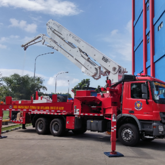https://muhrak.com/products/aerial-rescue-ladder-erl54ct-9375